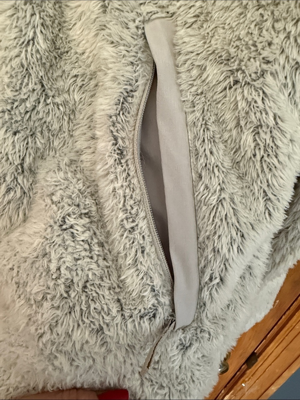 The North Face Women’s Plush Teddy Fleece Jacket - Light Gray - Picture 3 of 6